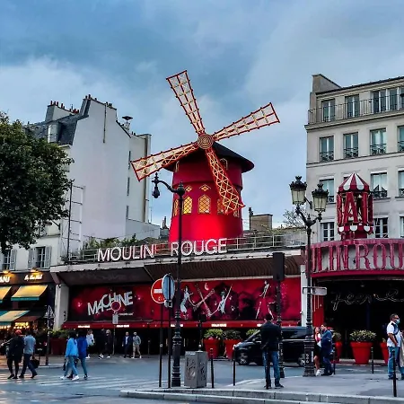 06 Grand Flat Moulin Rouge Apartment Paris